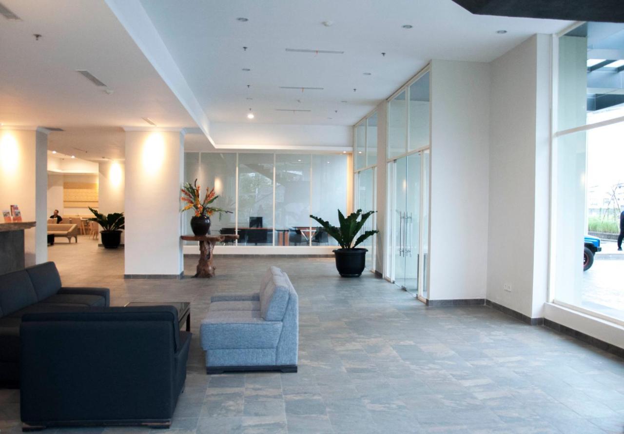 Skyland City Hotel Jatinangor Cilimus 외부 사진